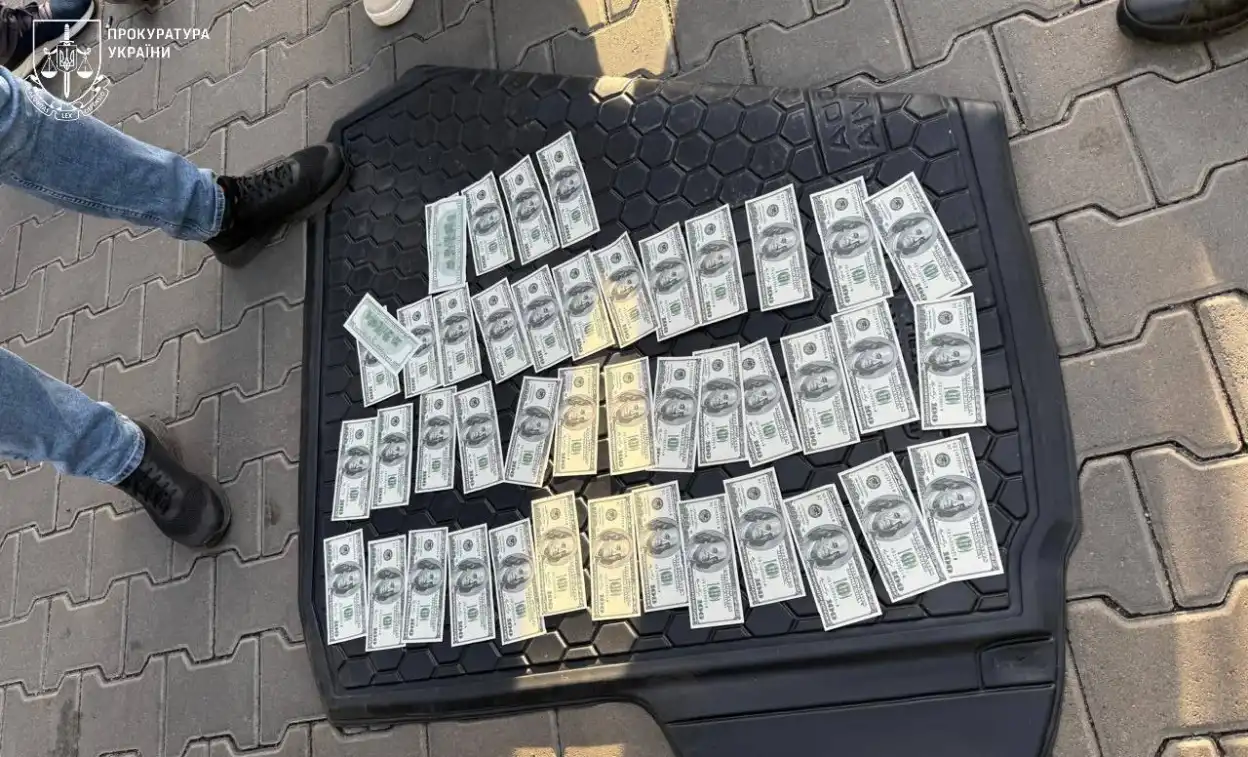 В Одесі викрили чоловіка, який продавав «працевлаштування» в СБУ за 5500 доларів