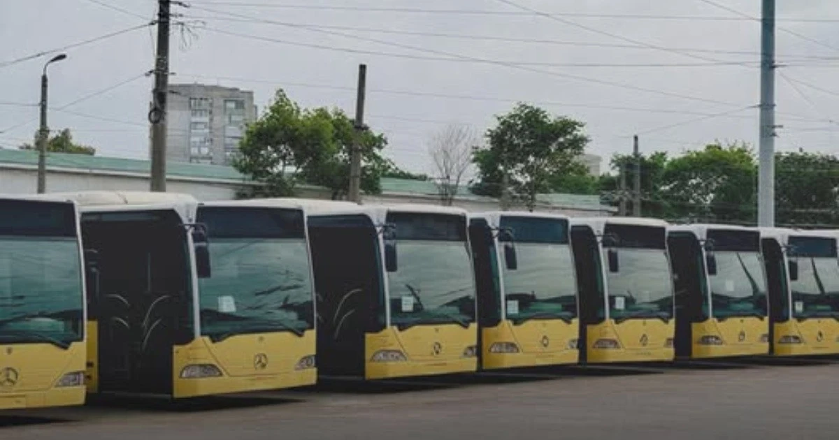 В Одесі на маршрути виходять соціальні автобуси, що понад рік не використовувалися