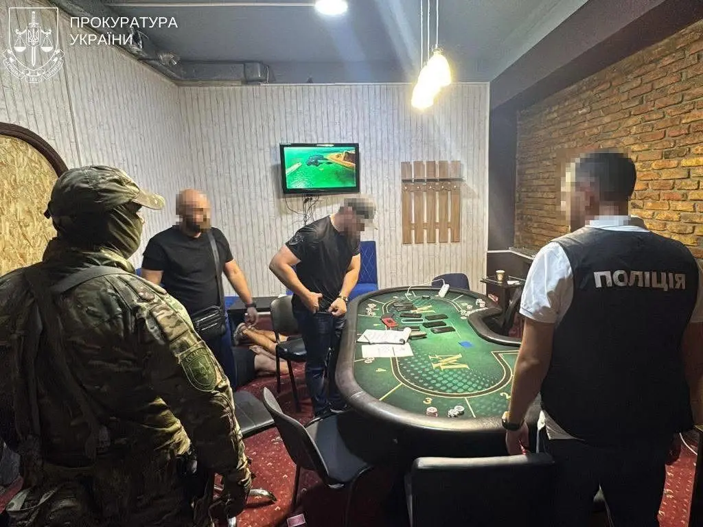 31-річного ізмаїльця судитимуть за поширення злочинного впливу та організацію підпільного покерного клубу