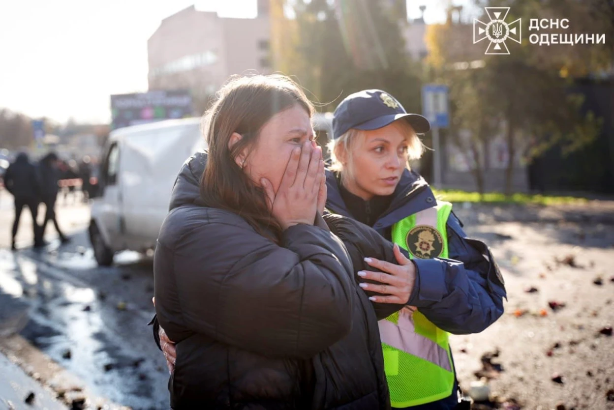 У Чорноморську після удару по ринку підтвердили 11 поранених і двох загиблих жінок