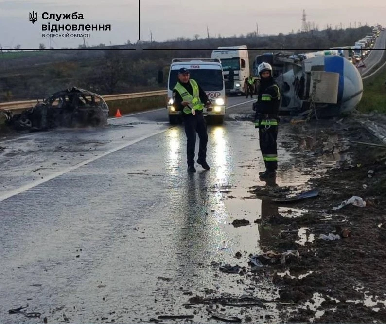 Через смертельну ДТП на трасі Одеса – Рені рух транспорту тимчасово утруднений