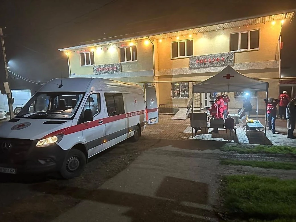 Після ударів по трасі М-15 на Одещині запрацював гуманітарний штаб