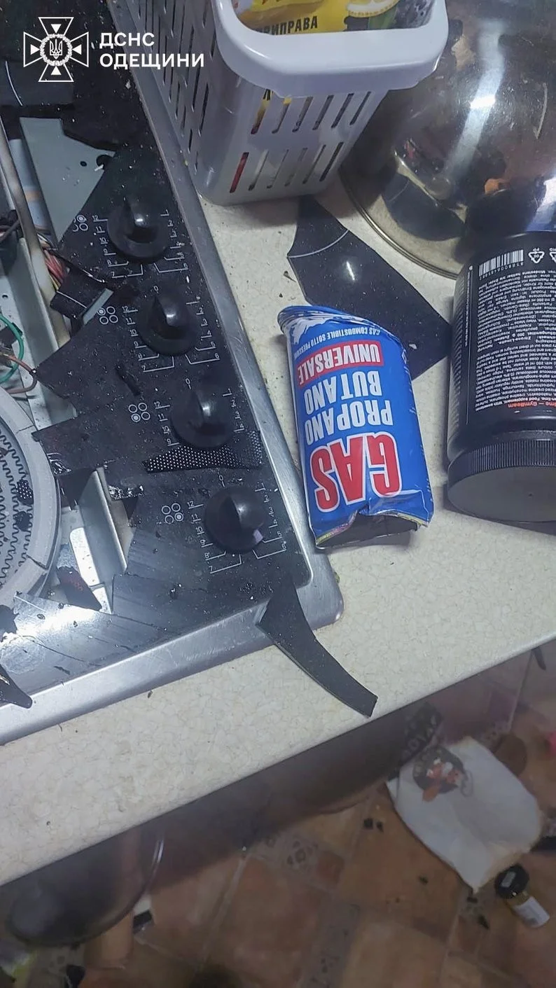 Вибух у багатоповерхівці на Середньофонтанській: у квартирі спрацював туристичний газовий балон