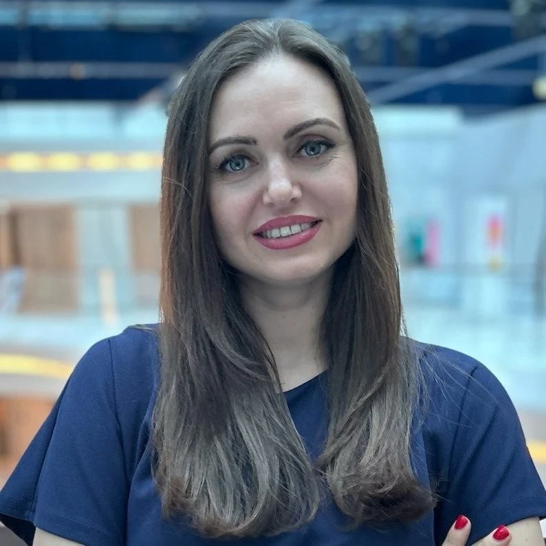 Без паніки та дефіциту: українка розповіла, як живе Дубай після новин про удари