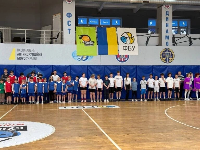 В Одесі ліцеїсти та захисники України провели спільне тренування у межах спортивного проєкту
