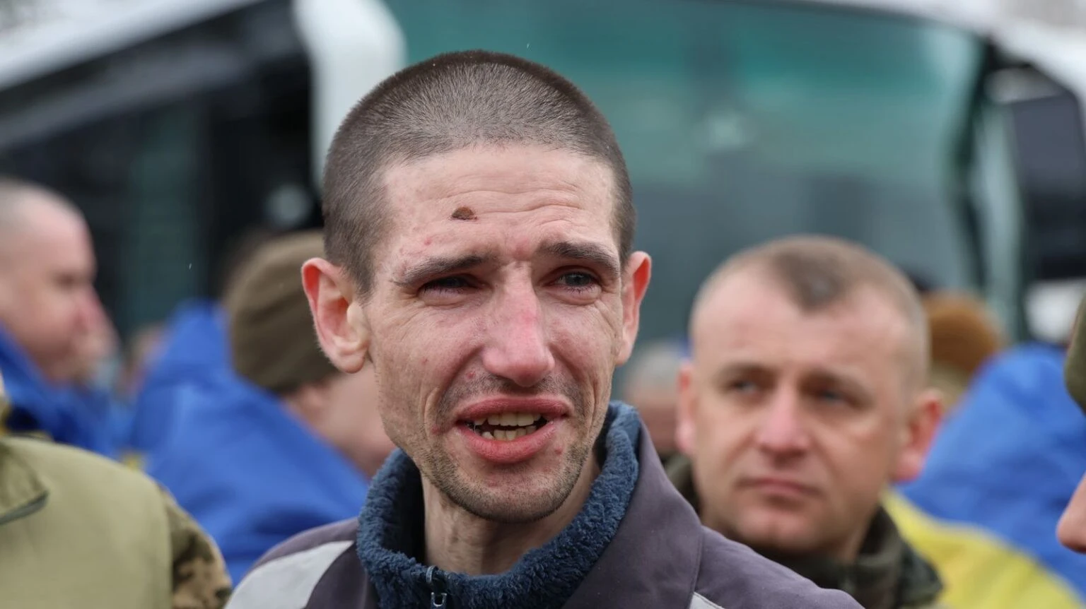 Великдень вдома: Україна провела масштабний 72-й обмін полоненими