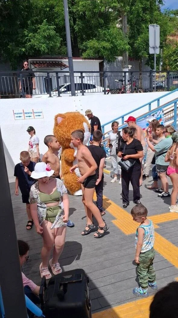 Морський відпочинок єднає: в Одесі влаштували особливий день на пляжі для родин