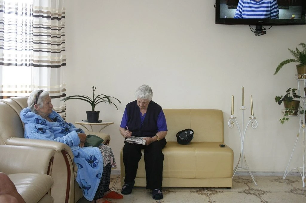 Забота, уважение и уют: особенности ухода за пожилыми людьми в Одессе Забота, уважение и уют: особенности ухода за пожилыми людьми в Одессе